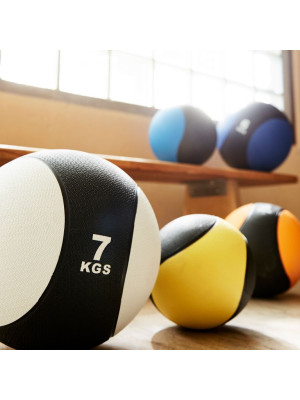 Gorilla Sports Medicinbal, červený/čierny, 10 kg